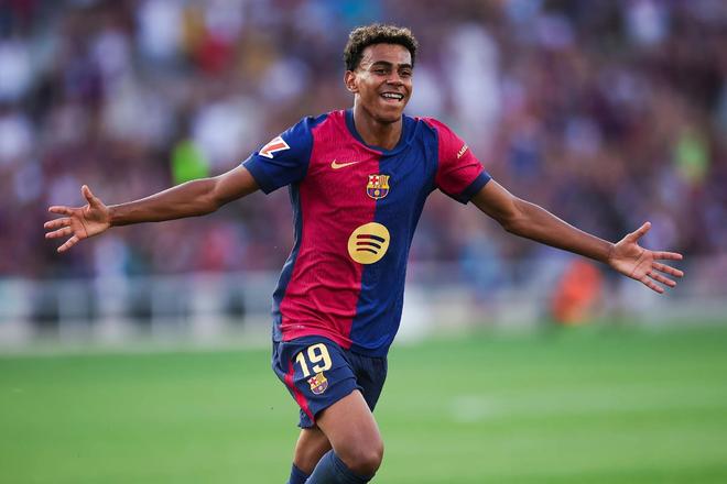 官方：阿根廷国家队征召圣吉罗斯后卫凯文-麦卡利斯特