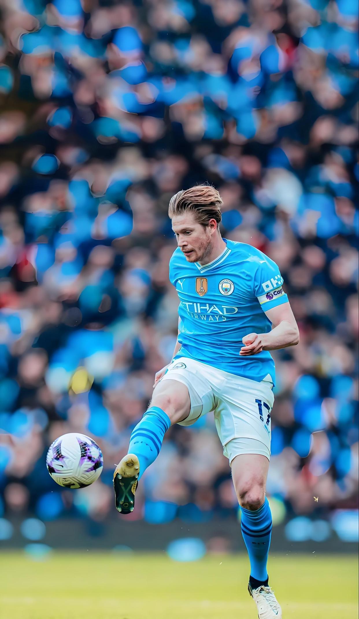 解析国米中场名将，球迷怒斥到莱万为他点赞，双刃剑用好能成惊喜