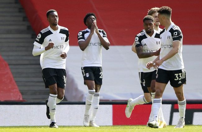 记者：哥甲中场萨缅托满意铁人的报价，目前仅需协商转会事宜