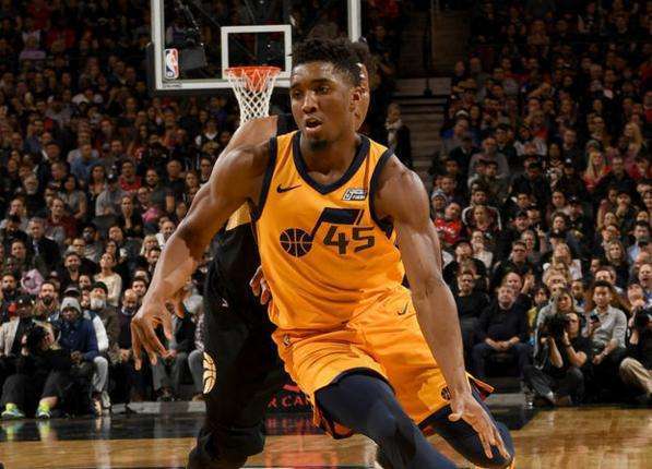 兴奋的气氛 兴奋的气氛